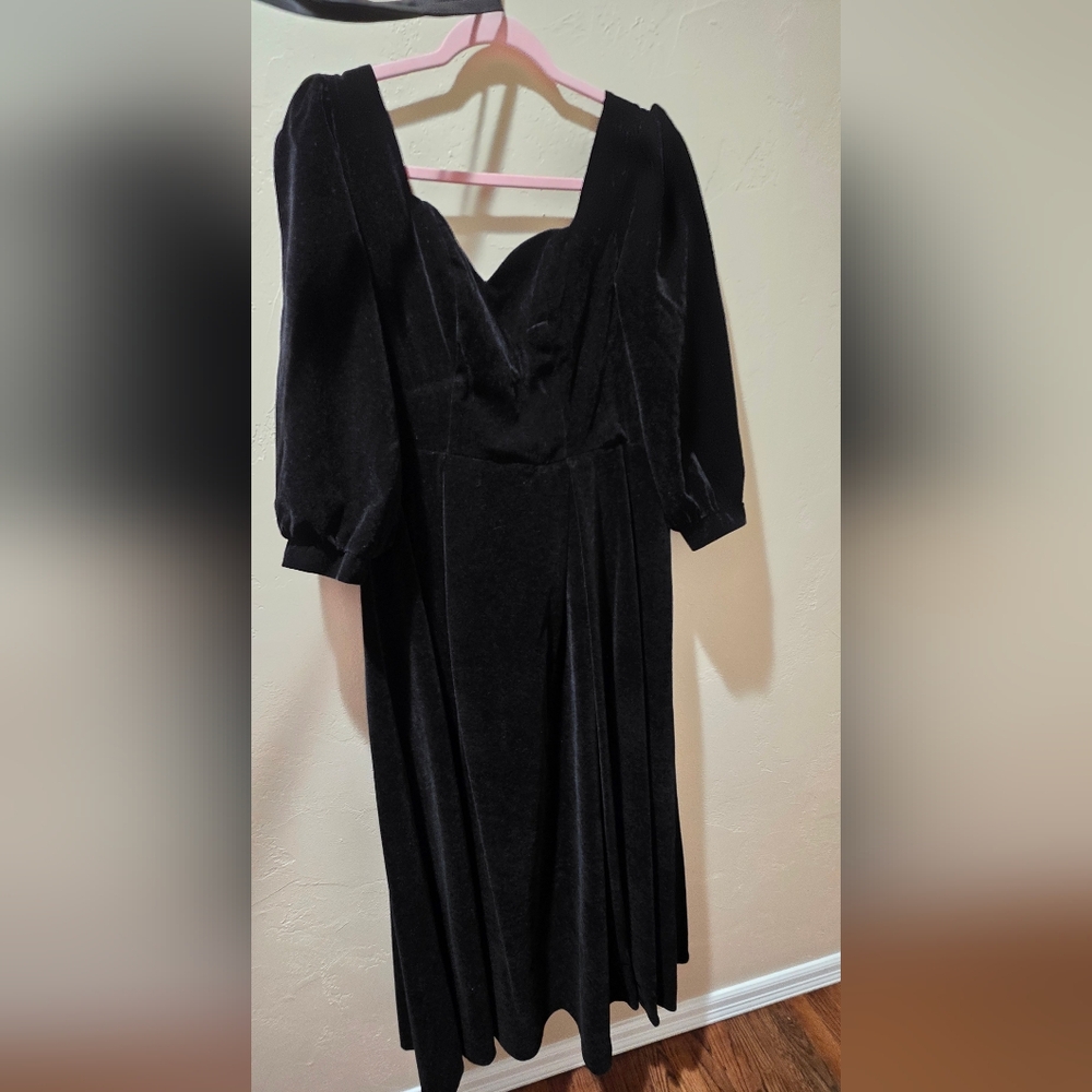 Victorian Elegant Black Velvet Dress